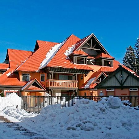 Sunpath By Outpost Whistler Villa Exterior photo