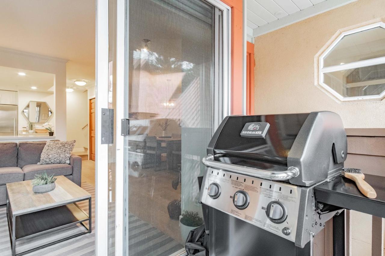 Sunpath By Outpost Whistler Villa Exterior photo