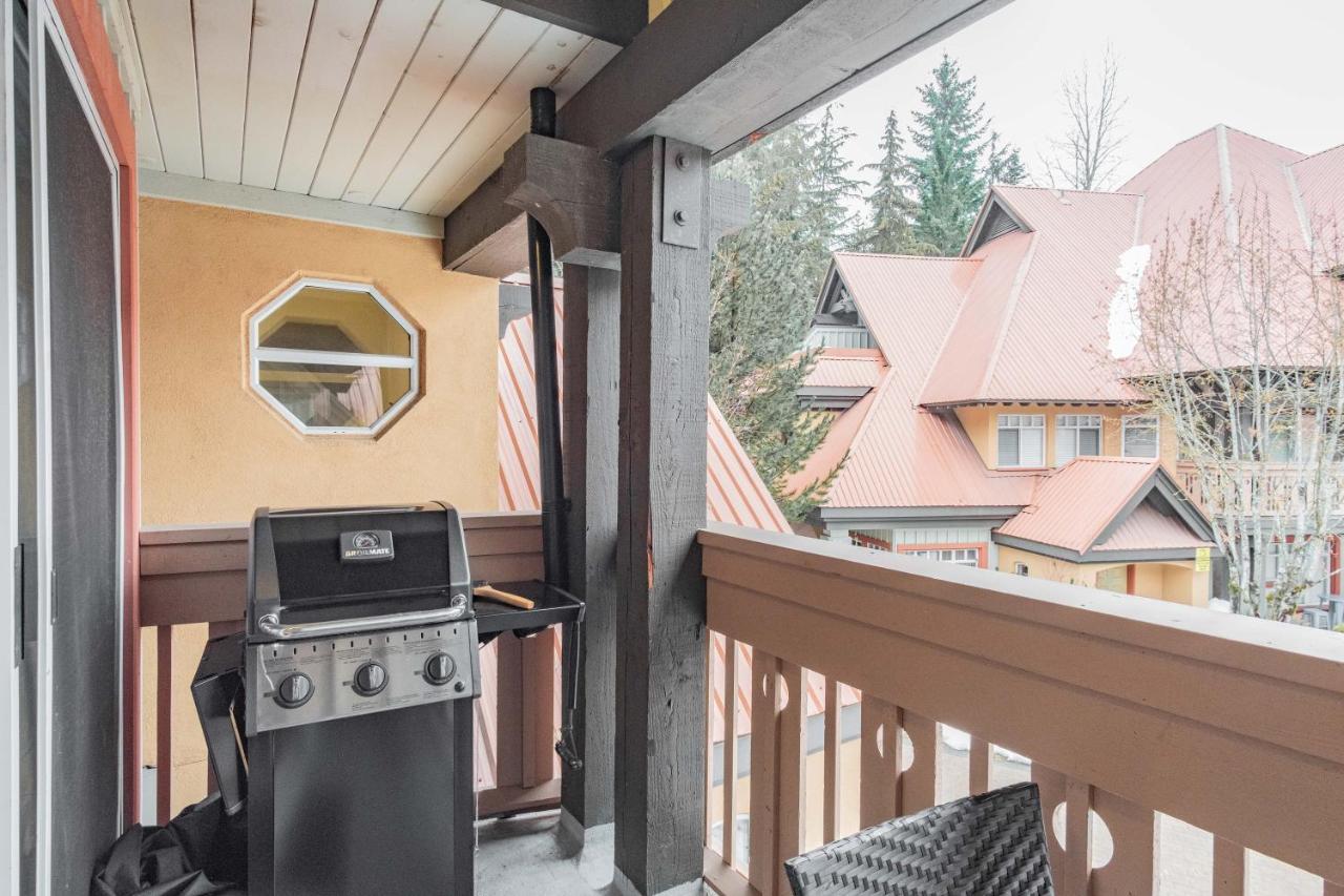 Sunpath By Outpost Whistler Villa Exterior photo