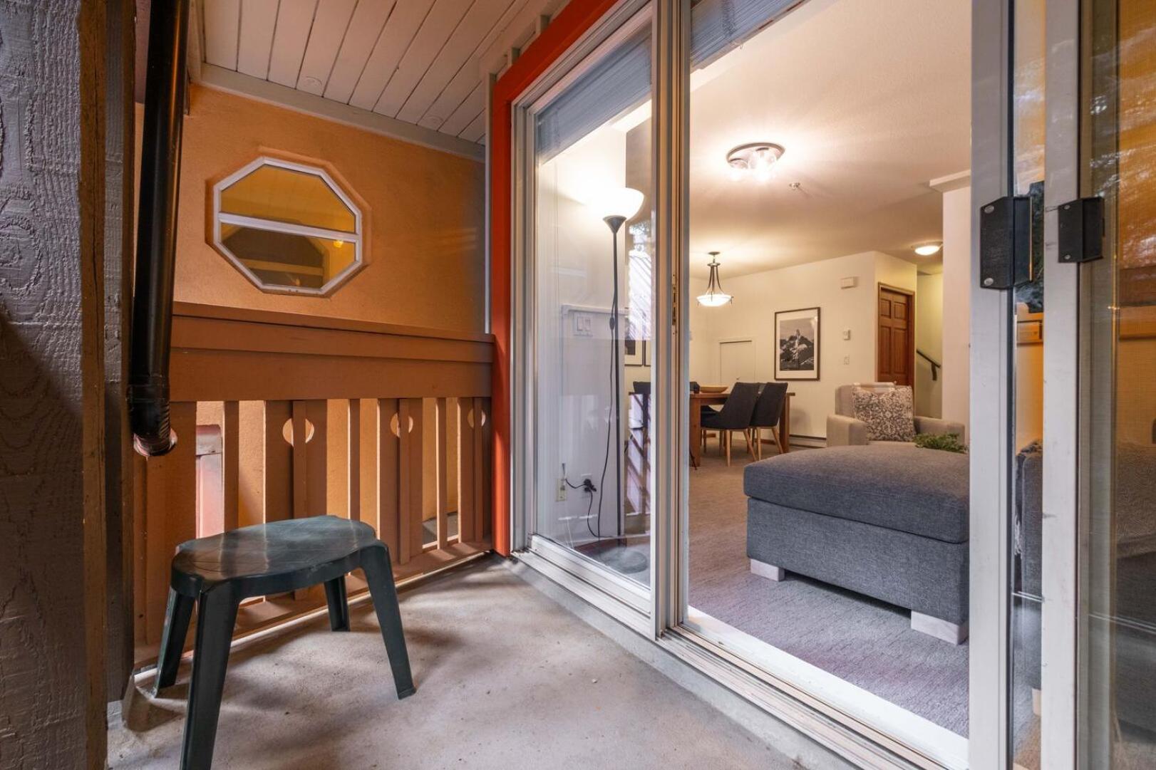 Sunpath By Outpost Whistler Villa Exterior photo